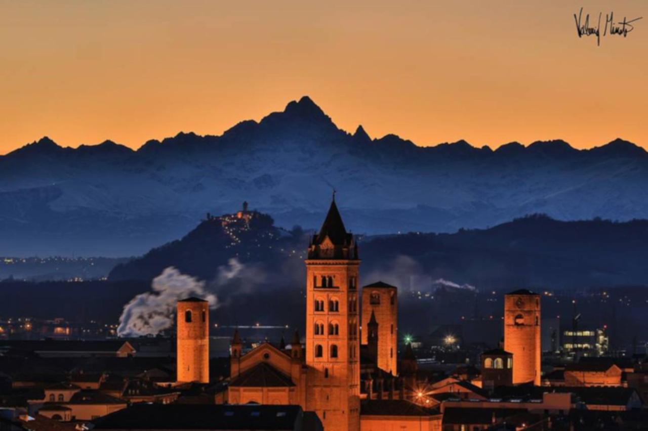 Apartamento Alba La Capitale Delle Langhe Exterior foto